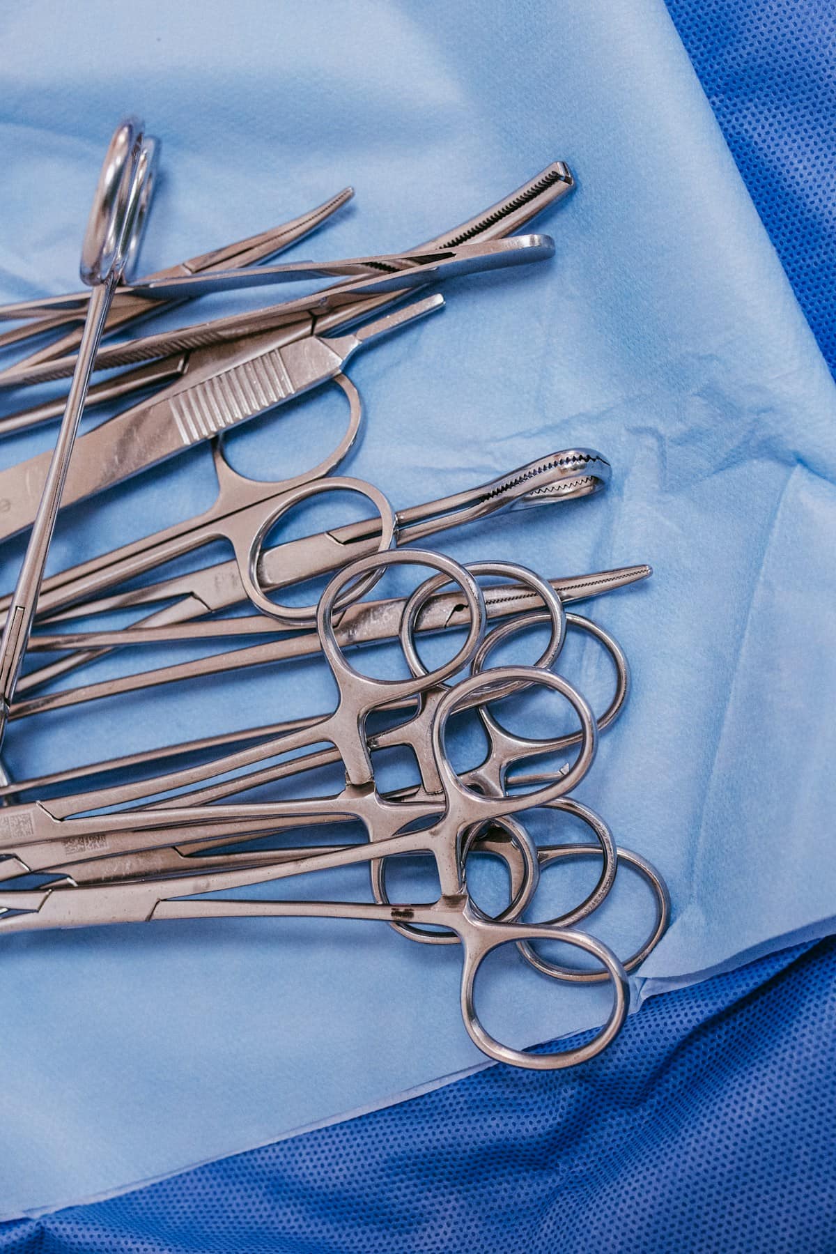 Surgical haemostatic clamp